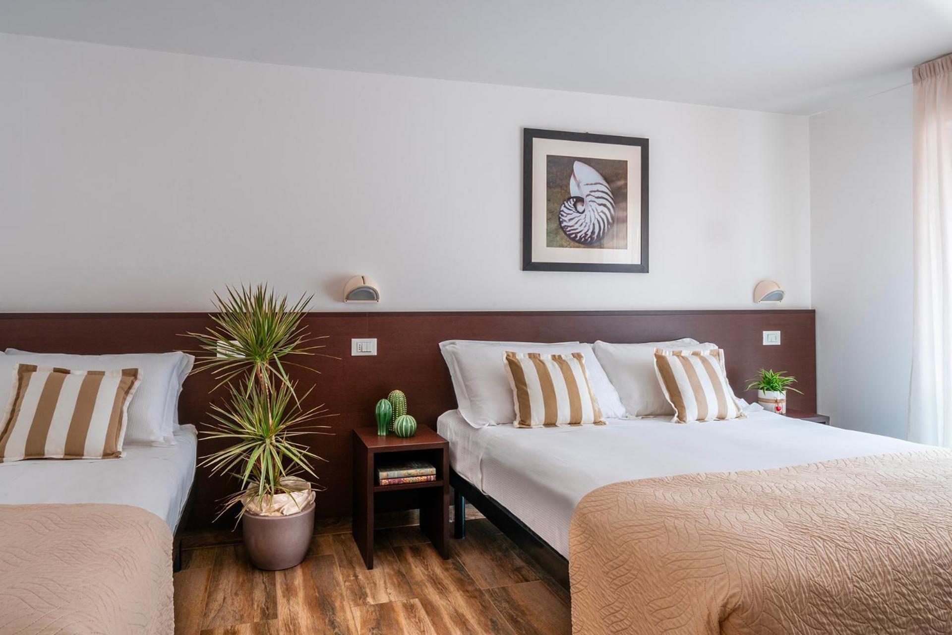 Hotel Carmen Riccione Dış mekan fotoğraf