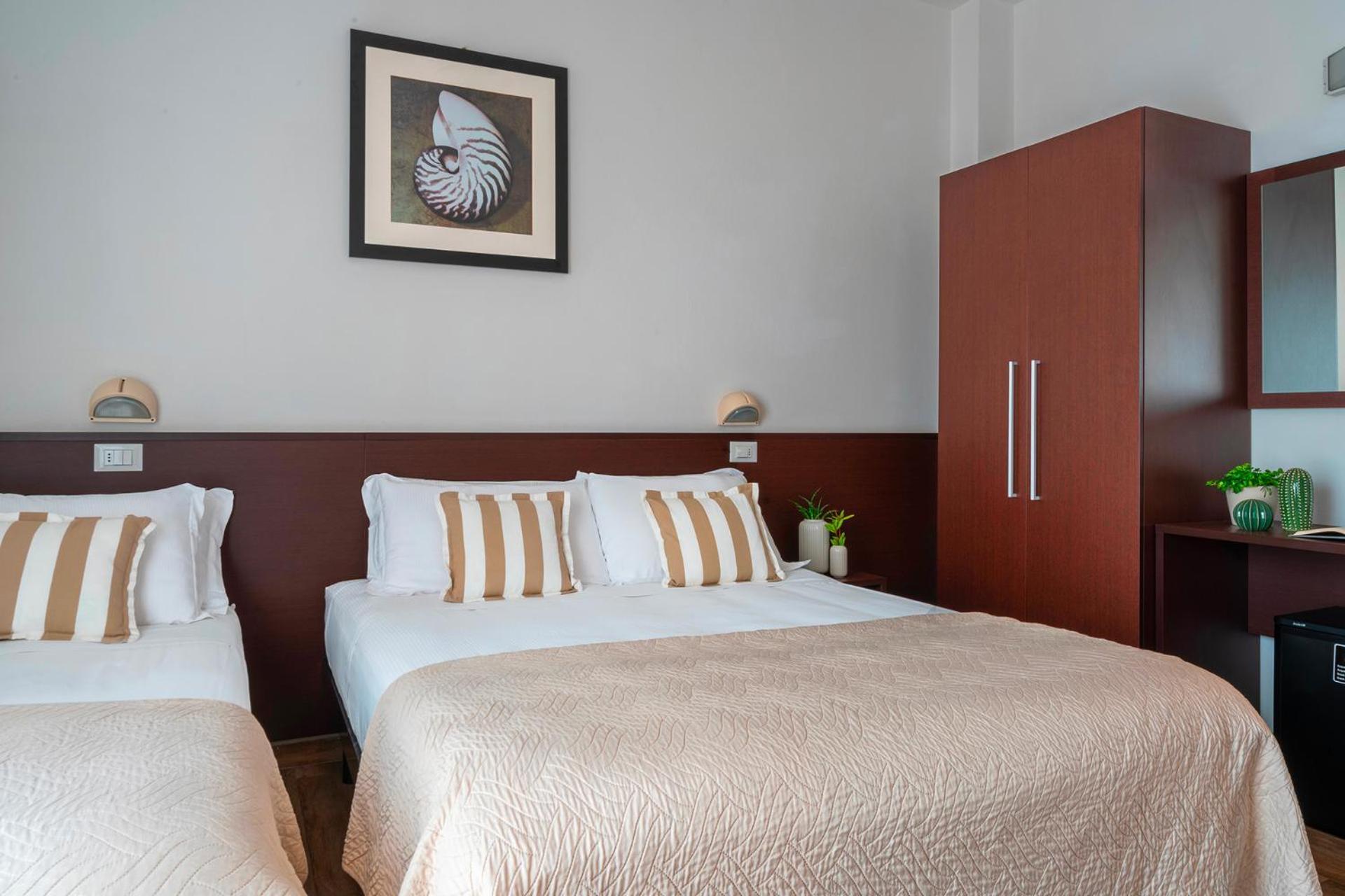 Hotel Carmen Riccione Dış mekan fotoğraf