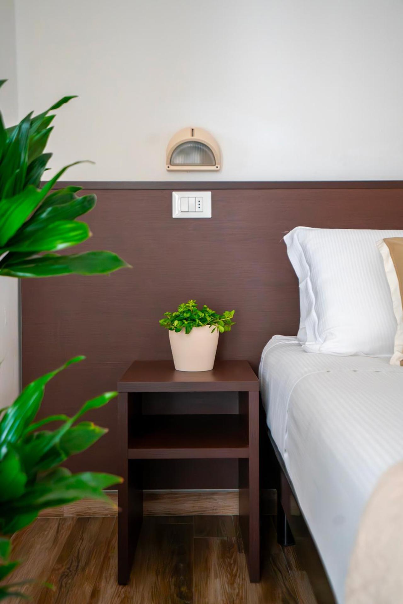 Hotel Carmen Riccione Dış mekan fotoğraf