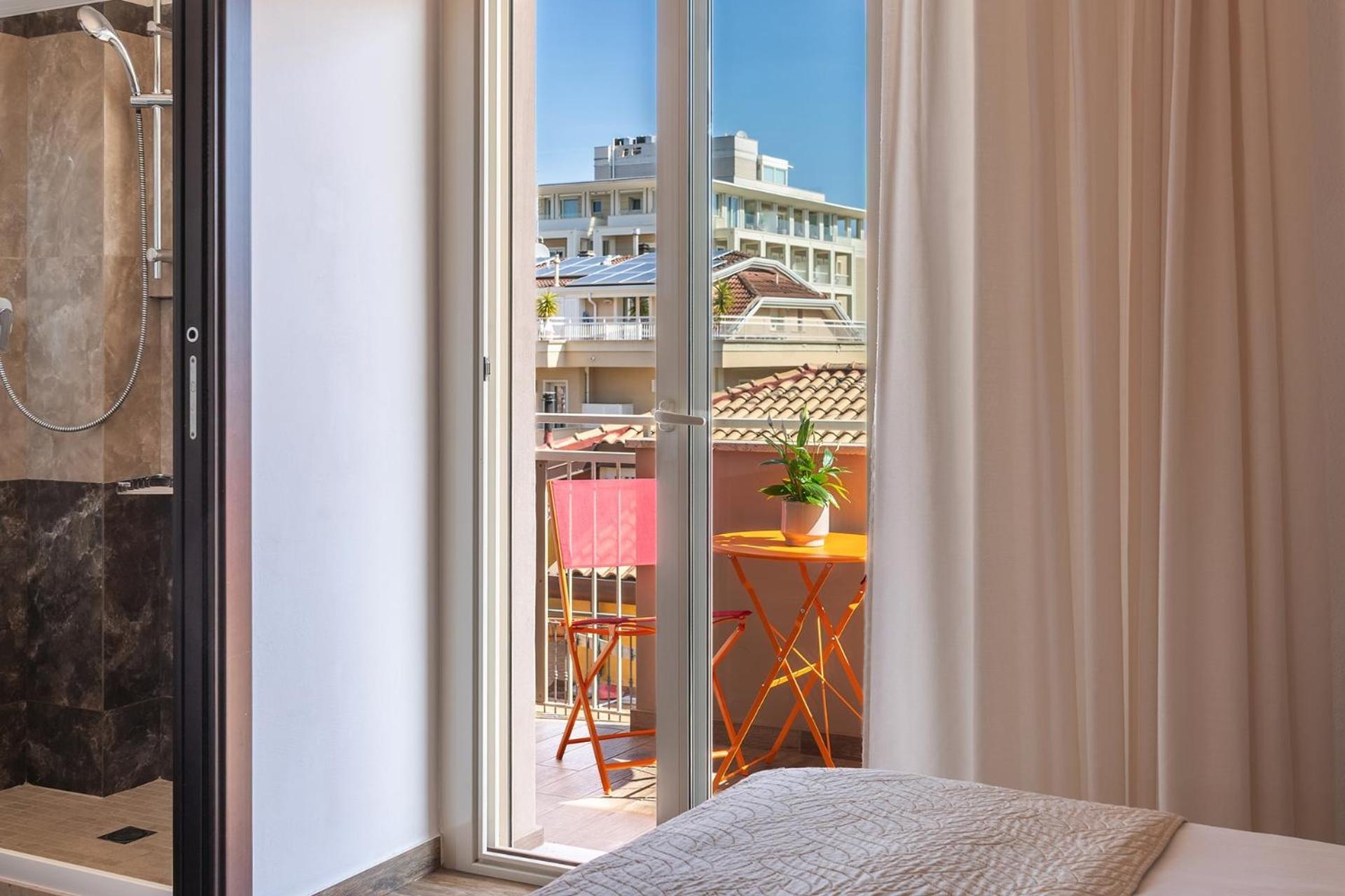 Hotel Carmen Riccione Dış mekan fotoğraf