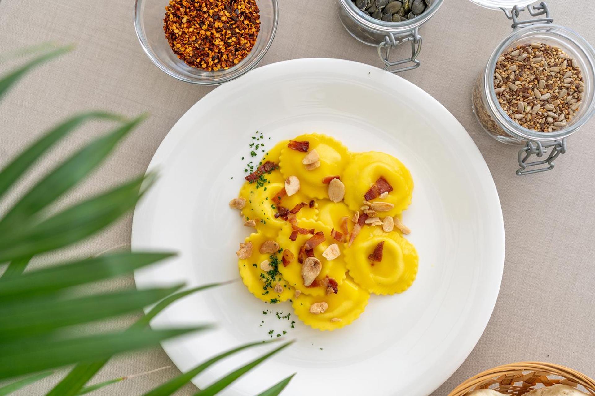 Hotel Carmen Riccione Dış mekan fotoğraf